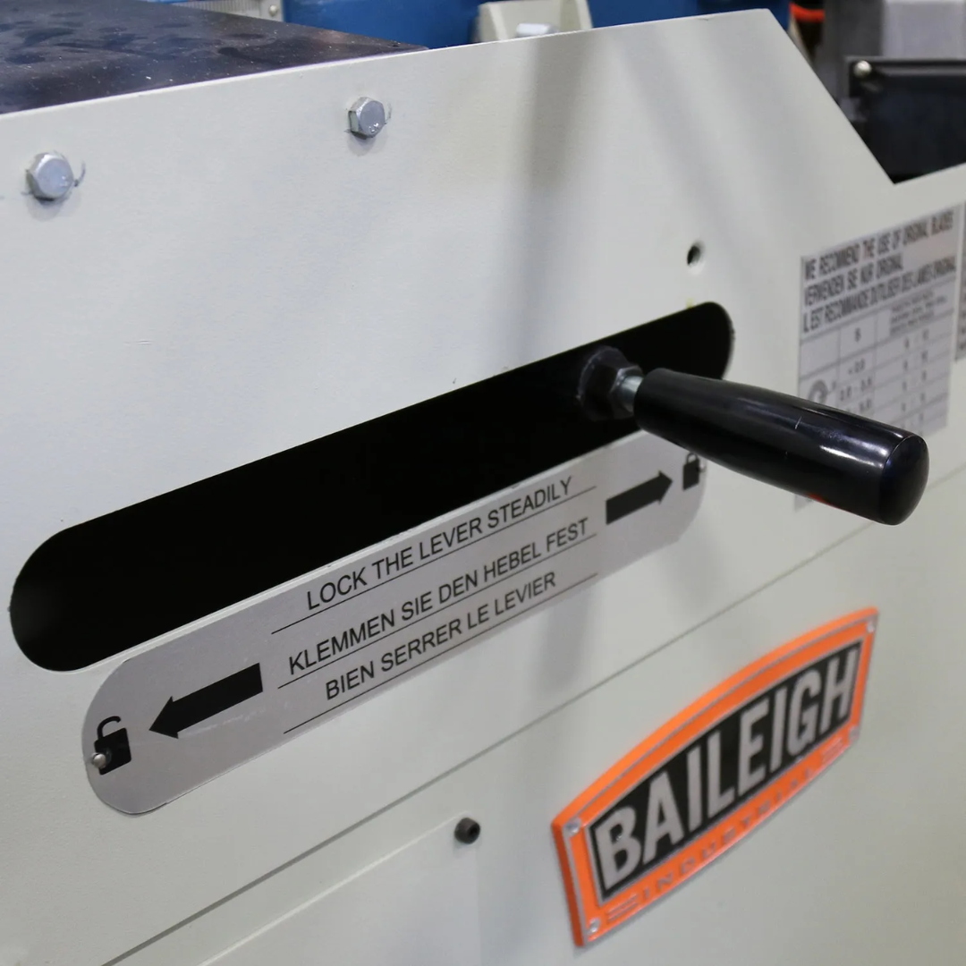 Baileigh 8.66-Inch Mitering Horizontal Bandsaw, 2 HP (BS-250M) 1001396 adjustable miter angle scale for precise angled metal cutting applications.