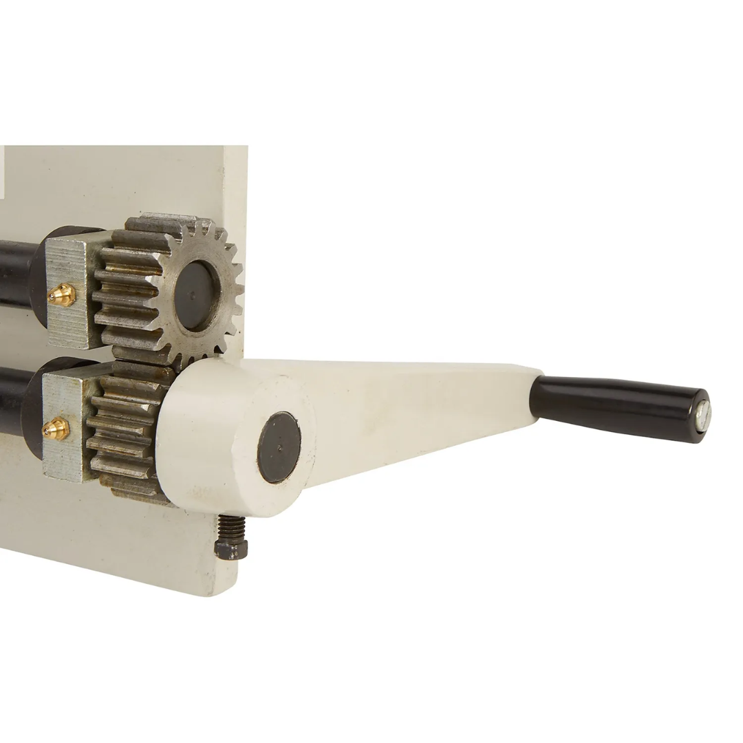 Baileigh Bead Rolling Machine - BR-18M-18 manual crank drive mechanism providing controlled sheet metal forming and bead rolling performance.