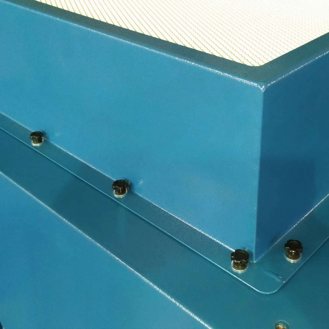 Baileigh Heavy Duty Metal Dust Collector (MDC-1200-HD) 1017633 heavy-duty steel cabinet panels with durable powder-coated finish for industrial environments.