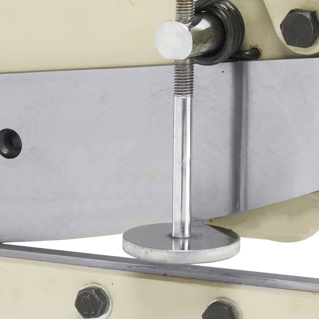 Baileigh Multi-Purpose Manual Shear - (MPS-12) 1005678 close-up of the cutting blade assembly engineered for accurate and clean manual shearing operations.