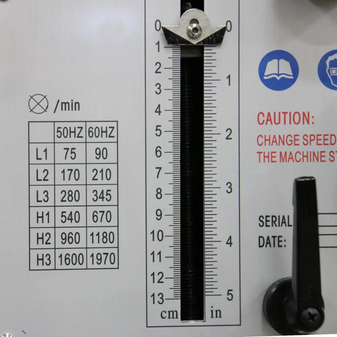 Baileigh Vertical Mill Drill VMD-828G 1020692 spindle speed chart and control panel providing quick reference for accurate machining setup and operational efficiency.