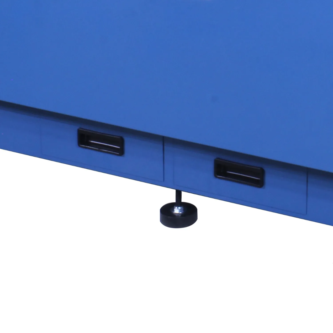 Control access panel on the Baileigh Downdraft Table DDTM-8024 1008628 providing convenient operation and system management functions.