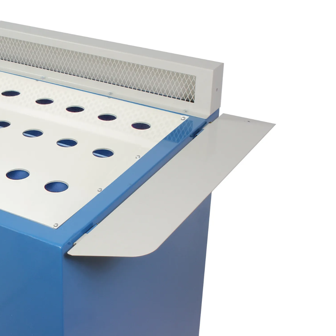 Corner detail of the work surface on the Baileigh Downdraft Table DDTM-8024 1008628 highlighting the heavy-duty construction and precision-formed table edges.
