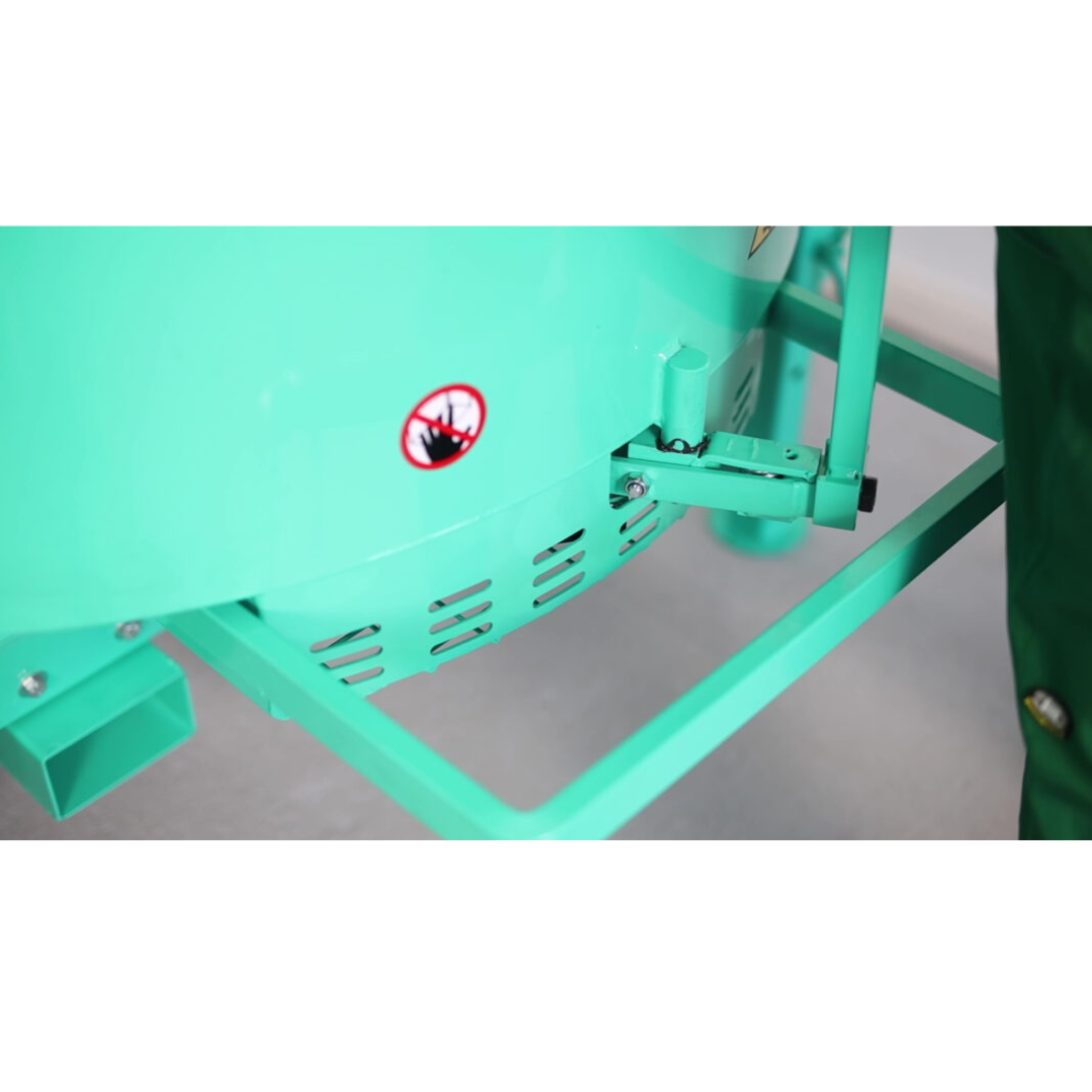 IMER MIX 750 Vertical Shaft Mixer reinforced chassis and heavy-duty towable frame designed for durability and large-scale jobsite mobility