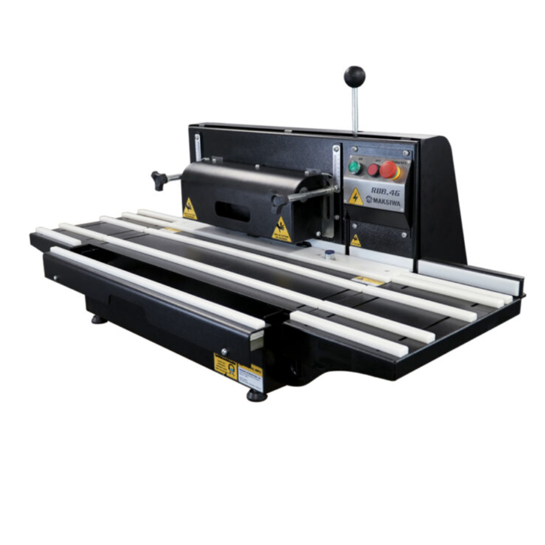 Maksiwa RBB.4G Edge Trimmer Machine full view with roller feed table and compact finishing station design