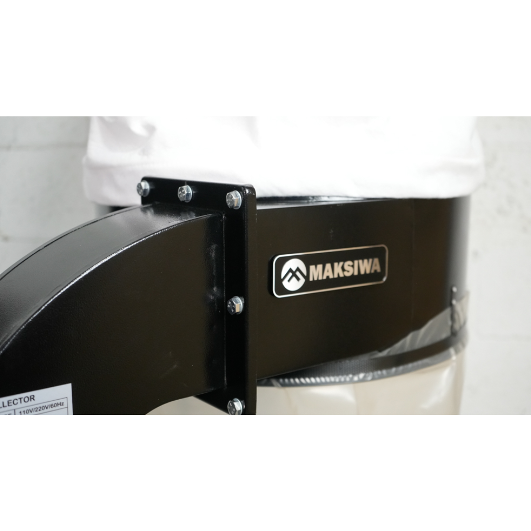 Maksiwa logo badge mounted on the steel housing of the CPD/3.C dust collector