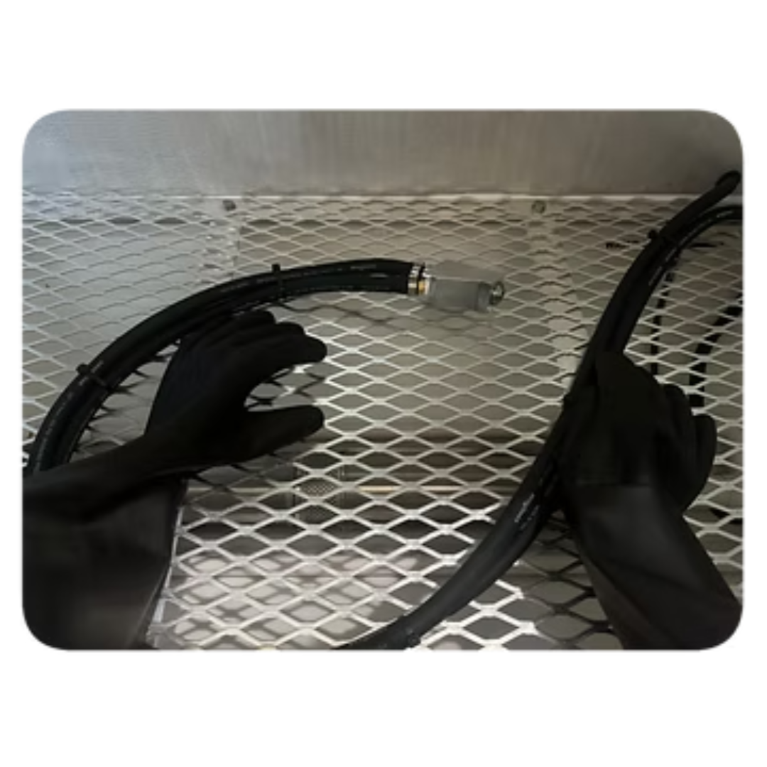 911BlastersMasterBlaster500LiquidBeadBlasterInsideWithGlovesAndHose