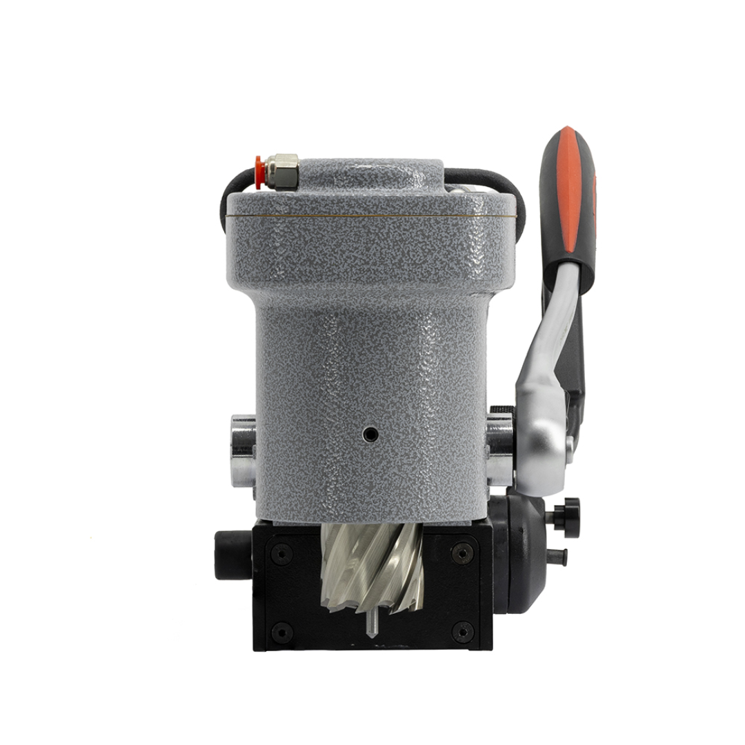 Accessories included with Euroboor EBM.36+LP/P-18V Cordless Magnetic Drilling Machine including safety strap and control components.