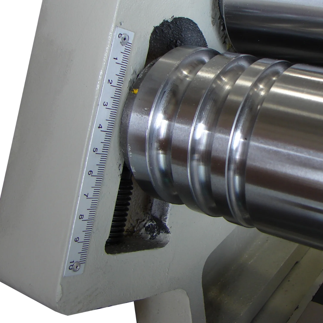 Baileigh 50-Inch Manual Slip Roll, 16-Gauge Mild Steel (SR-5016M) 1007348 close-up of roll release and support assembly engineered for efficient cylinder removal and production workflows.