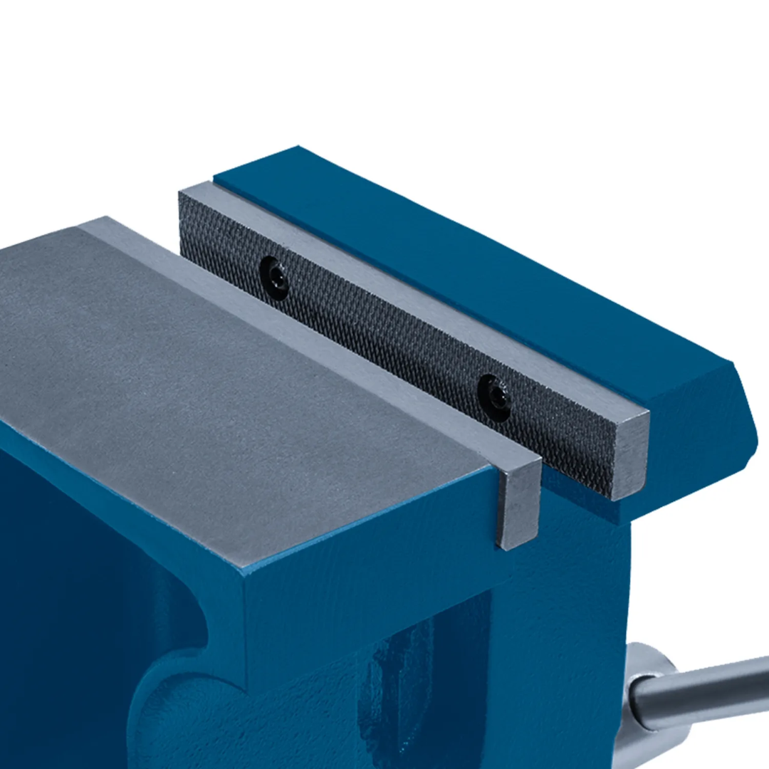 Baileigh 6" Heavy Duty Hitch Vise BV-6HV 1227908 precision-machined 6-inch vise jaws designed for strong gripping force, accurate positioning, and dependable material retention.