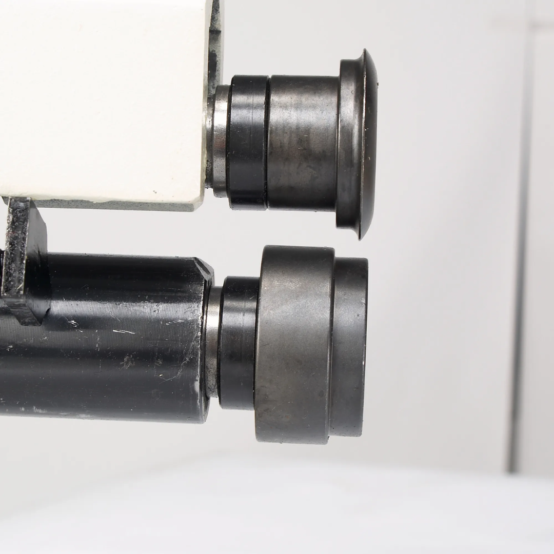 Baileigh Bead Roller - BR-22 1000936 close-up of interchangeable tooling system allowing fast setup changes for different bead profiles and fabrication tasks.