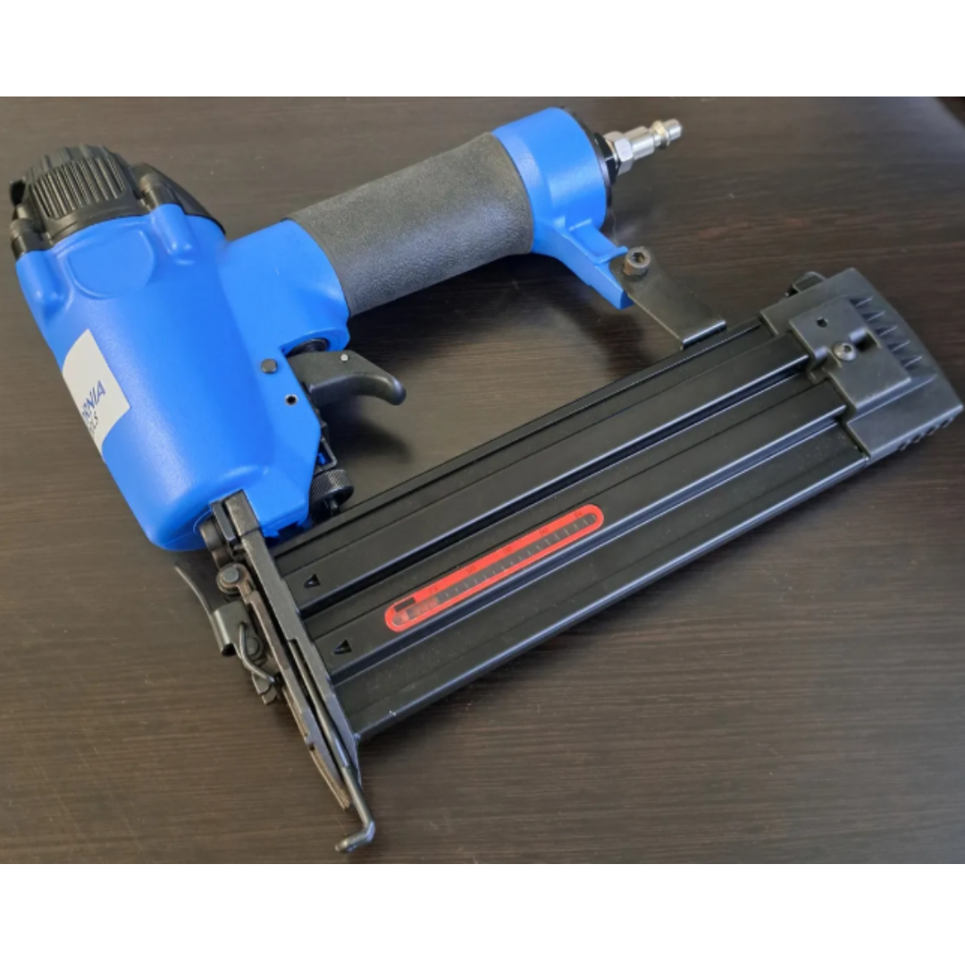 California Air Tools NGTQ18G 18 Gauge Brad Nail Gun (Brand New) angled view with brad nails loaded in magazine.