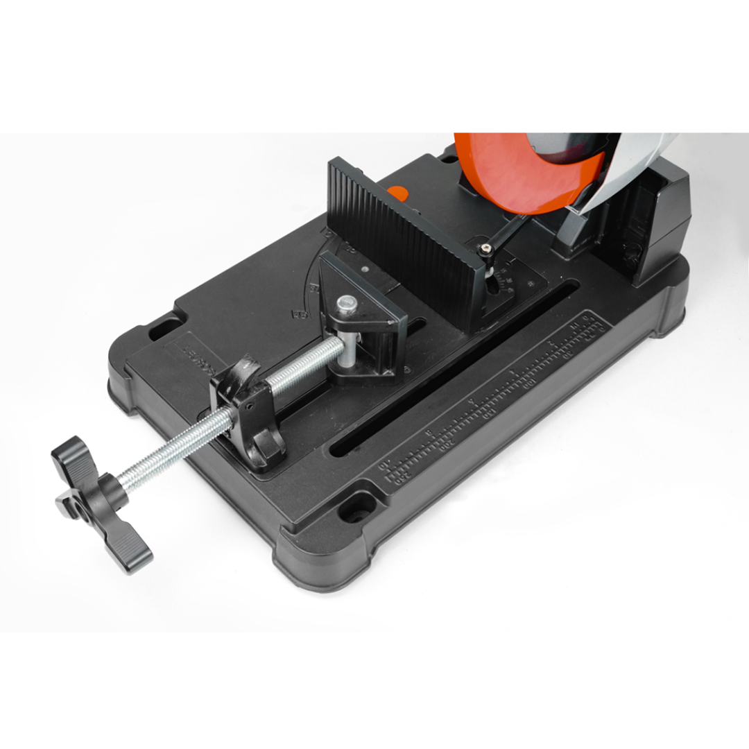 Euroboor EDC.355 Dry Cut Saw transport handle and top guard detail for convenient handling and operation