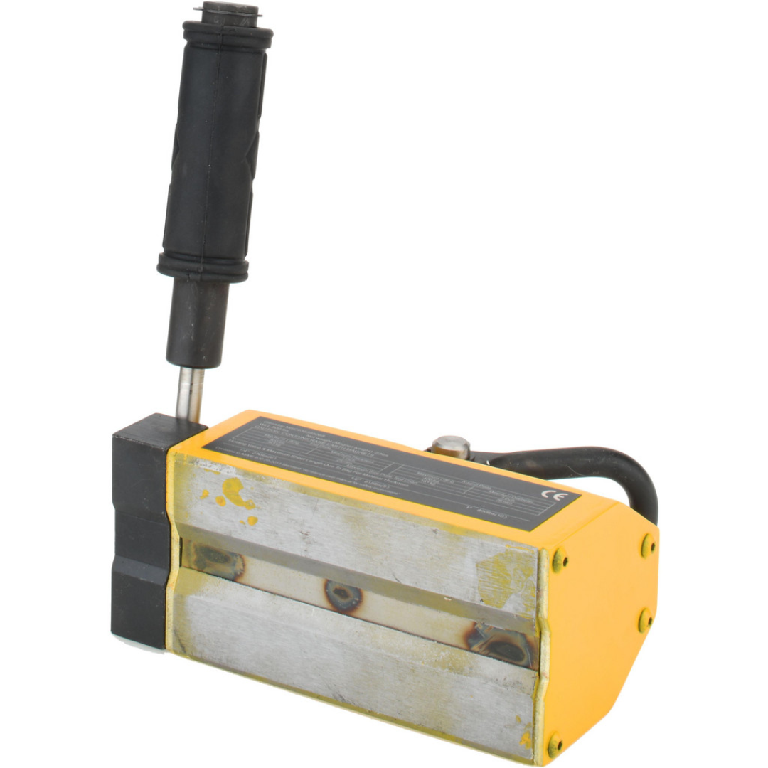 Gibraltar Magnetic Lifter 800 lb Capacity 1PLM-101-G bottom view featuring the precision magnetic lifting face engineered for secure gripping of steel workpieces without external power.