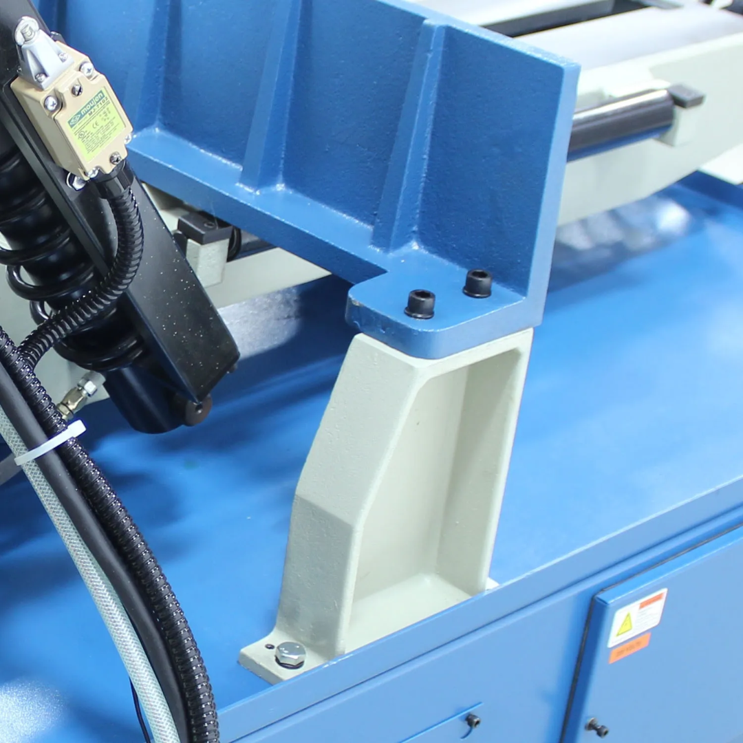 Heavy-duty material support and hydraulic vise assembly on the Baileigh 13-Inch Semi-Automatic Horizontal Bandsaw (BS-330SA) 1001521 designed for secure workpiece clamping and repeatable cuts.