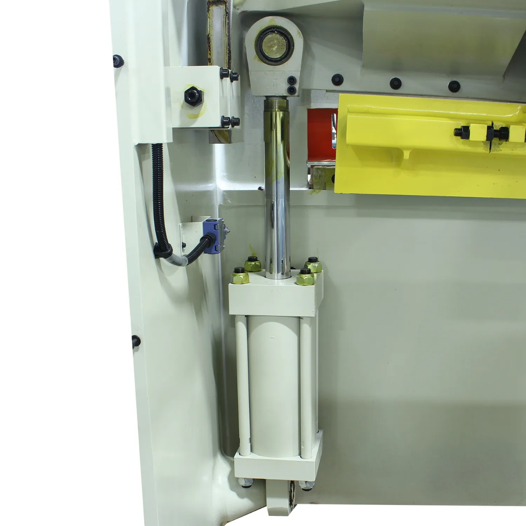 Hydraulic hold-down and machine interior assembly on the Baileigh Hydraulic Floor Shear 120" Shear Length 1007085 designed for secure material clamping and accurate cutting performance.