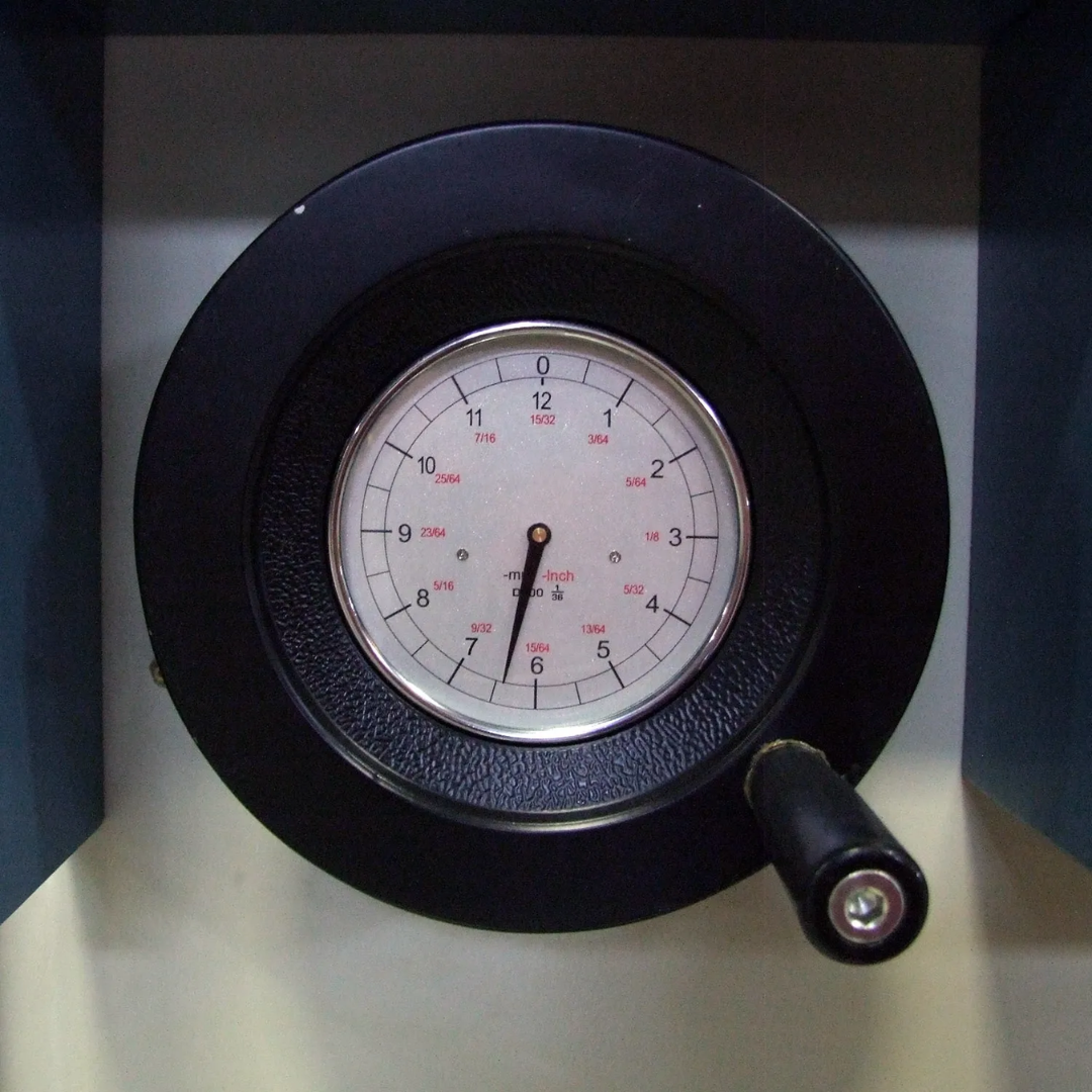 Hydraulic pressure gauge detail on the Baileigh Hydraulic Floor Shear 120" Shear Length 1007085 for monitoring system performance and cutting pressure.