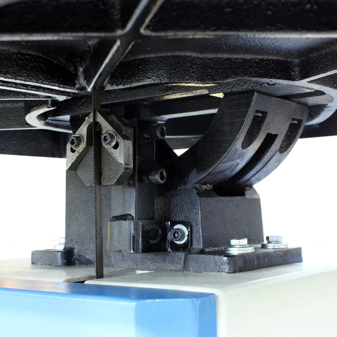 Lower blade support and drive mechanism of the Baileigh Variable Speed Vertical Band Saw BSV-18VS-220-V2 1230401 engineered for smooth operation and dependable cutting performance.