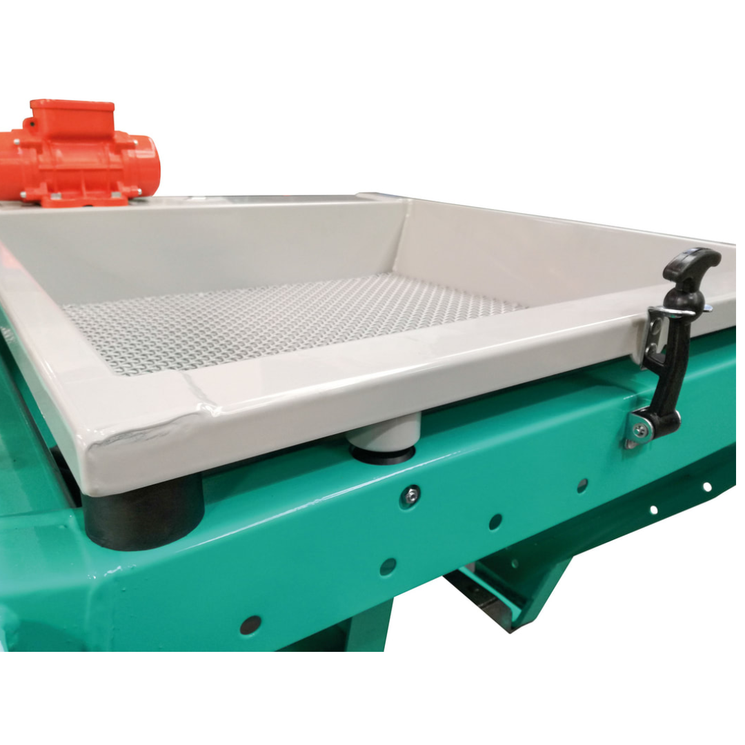 MER STEP-UP 120 Rotor/Stator Pump 1106181 hopper grate and material feed tray detail showing durable construction for controlled material loading and processing.