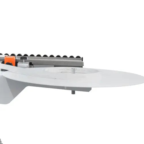 Maksiwa Edgebander CBC.TPM - Pre-Milling extended support rail and outfeed table close-up for panel handling