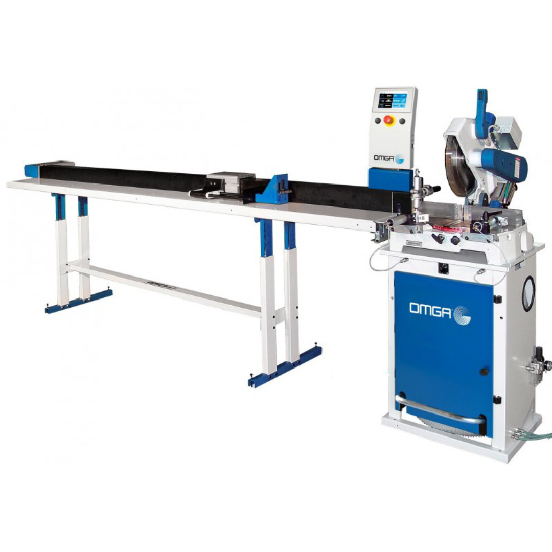OMGA Stop 16 - RH Programmable Stop/Positioner System with industrial support tables designed for repetitive precision cutting applications