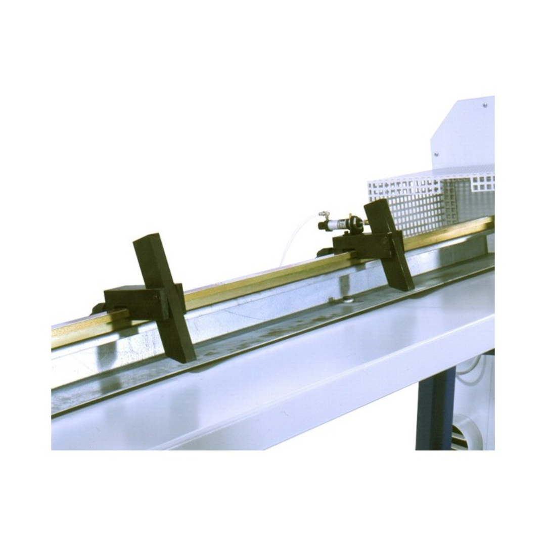 OMGA T 521 ST Cut Off Saw industrial crosscut saw with precision fence system and reliable production cutting capabilities

OMGA T 521 ST Cut Off Saw precision wood cutting machine for cut-to-length processing and woodworking production applications
