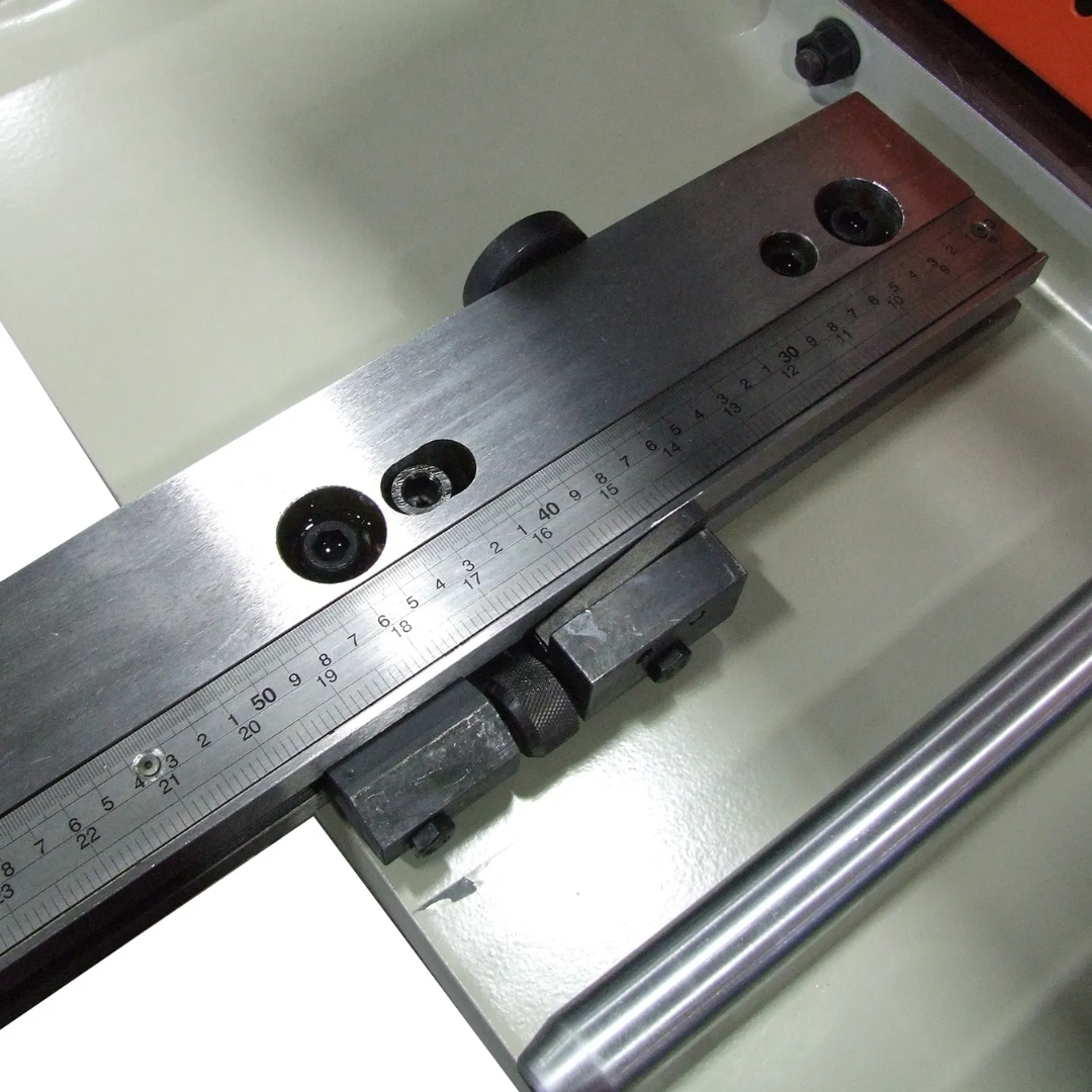 Precision shear blade assembly of the Baileigh Hydraulic Floor Shear 120" Shear Length 1007085 showing cutting edge alignment and industrial-grade blade construction.