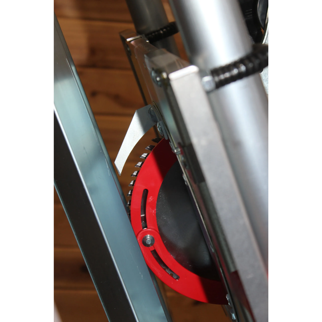 Safetyspeed 6480-20C Vertical Panel Saw close-up of cutting head assembly and blade guard for precision control