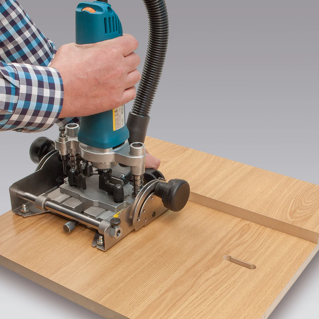 Virutex AB181 Router For OVVO Connectors: Accurate Cuts 7900699 detail of routing mechanism and adjustable positioning controls