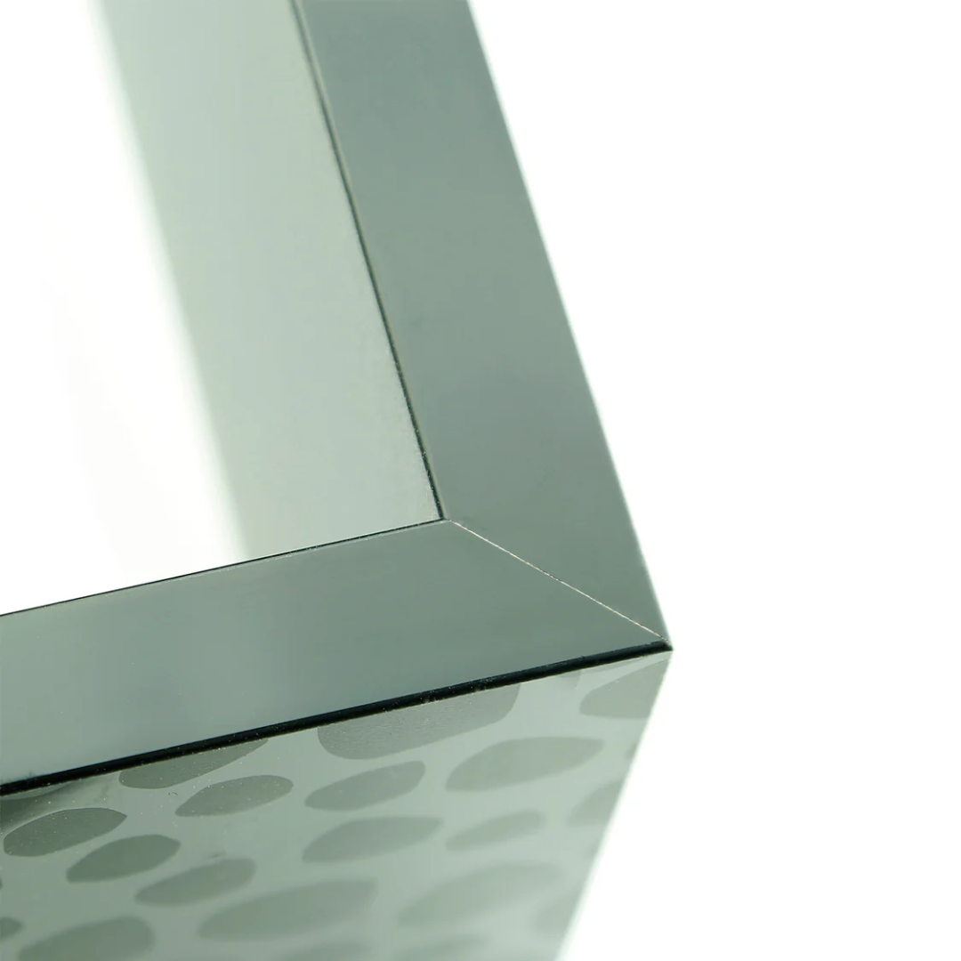 Virutex AB181 Router For OVVO Connectors: Accurate Cuts 7900699 example of finished connector slot in panel material