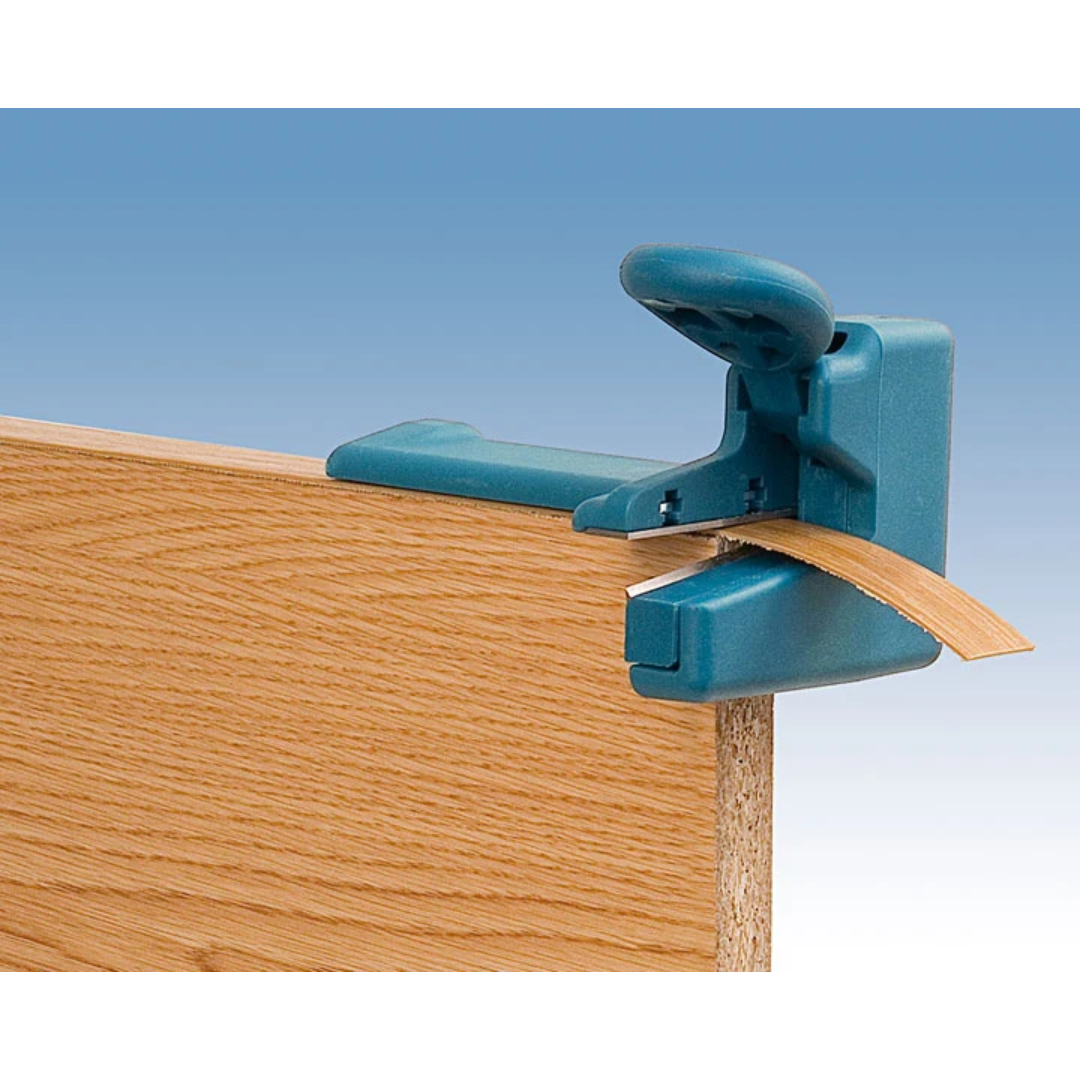 Virutex AU93 Double Edge Trimmer And Scraper + RC21E Manual End Trimmer SET 2800086 applied on panel edge showing smooth and professional edge finishing results.
