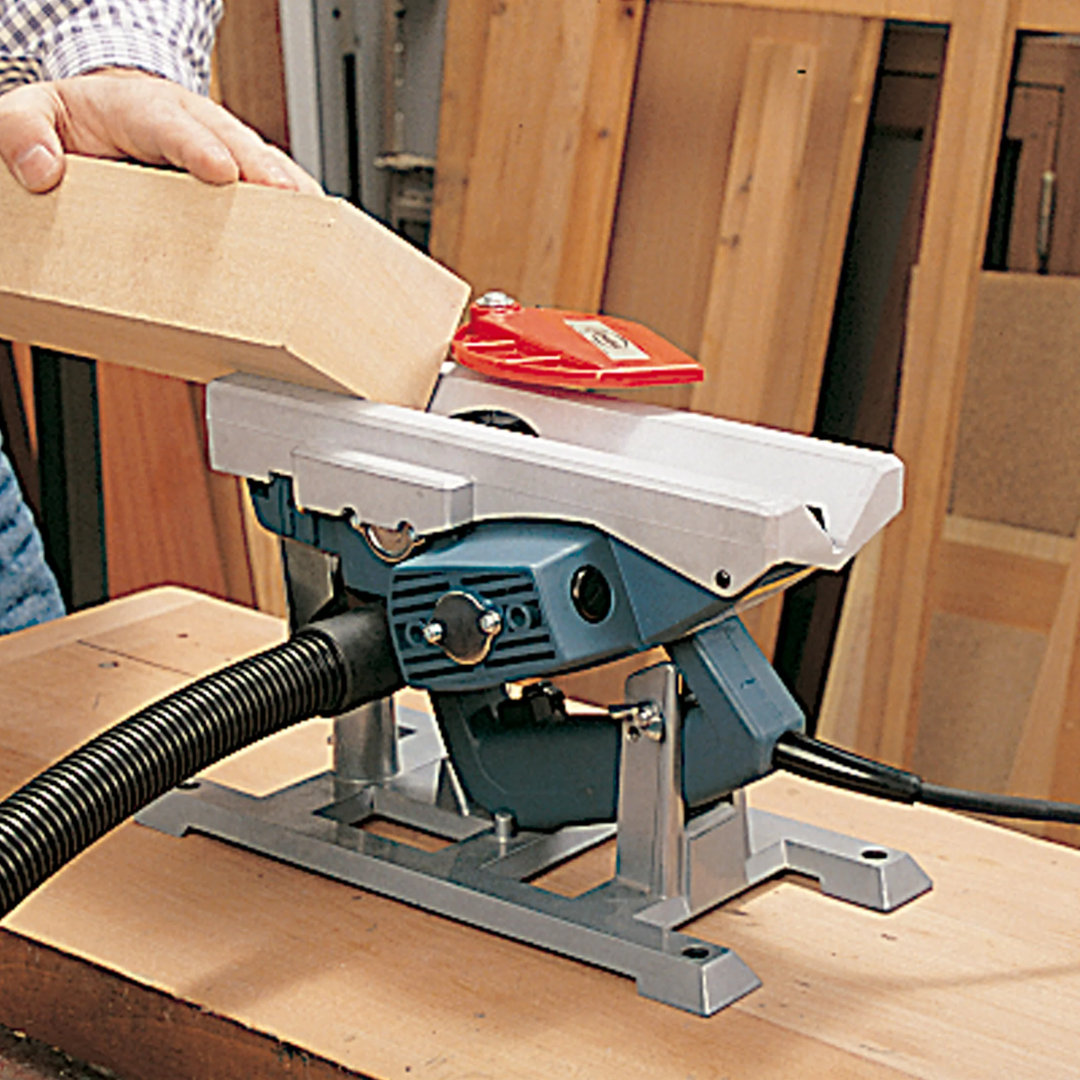 Virutex CE89E Chamfering Planer For Edge Finishing (120V) 8900199 demonstrating clean edge finishing on wood panel surface