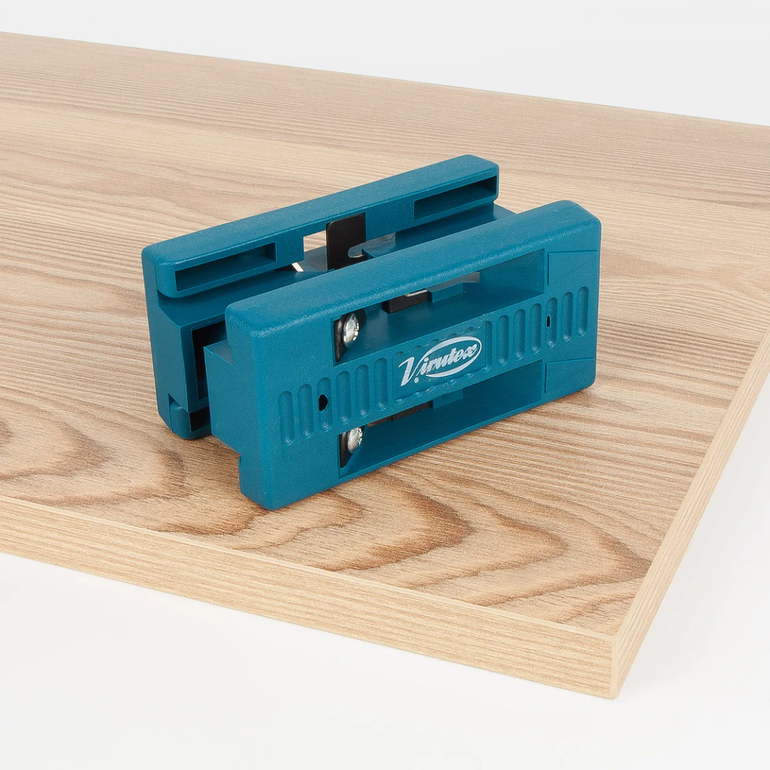Virutex Double Edge Trimmer & Scraper AU93 2800000 demonstrating adjustable width mechanism for different panel thicknesses and edge sizes.
