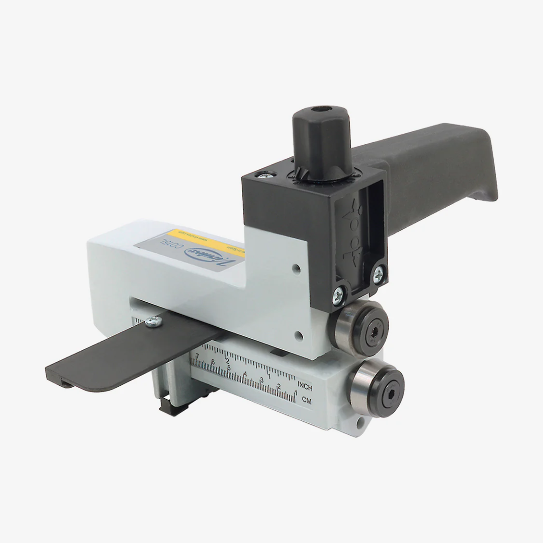 Virutex Laminate Cutter CO15L 1500200 mounted on work surface showing precision laminate trimming tool setup