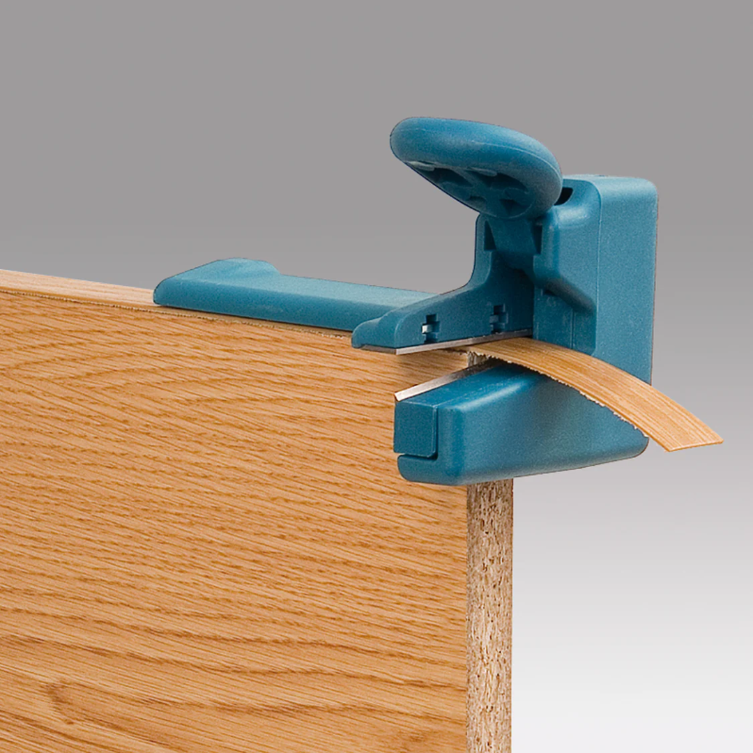 Virutex Manual End Trimmer RC21E For Edge Finishing 2100000 close-up showing ergonomic grip and precision blade for accurate edge finishing applications