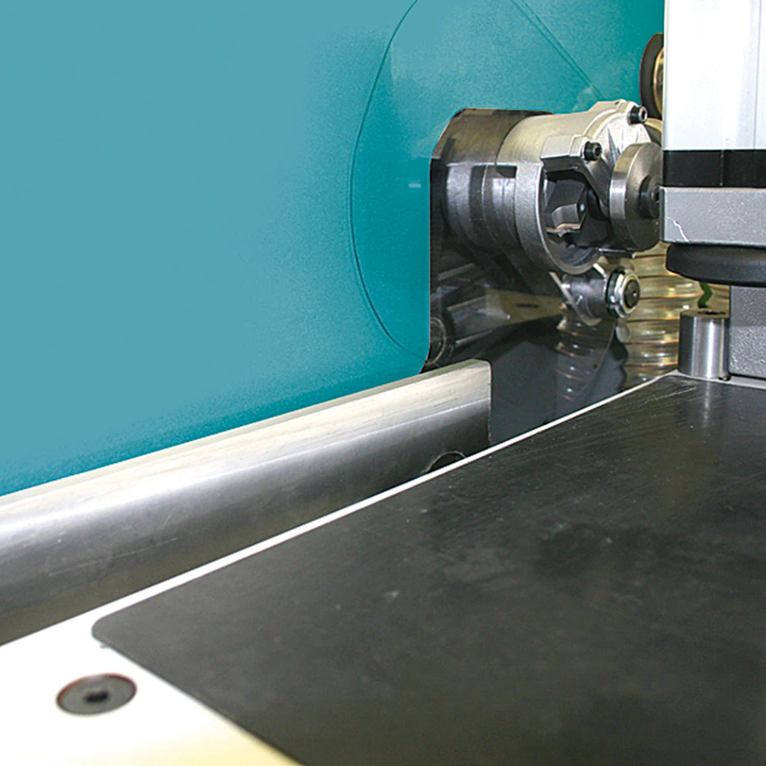 Virutex PAE85T Corner Round Trimmer For Hot Melt Edgebanders 8500700 adjustable guide system for accurate panel positioning.