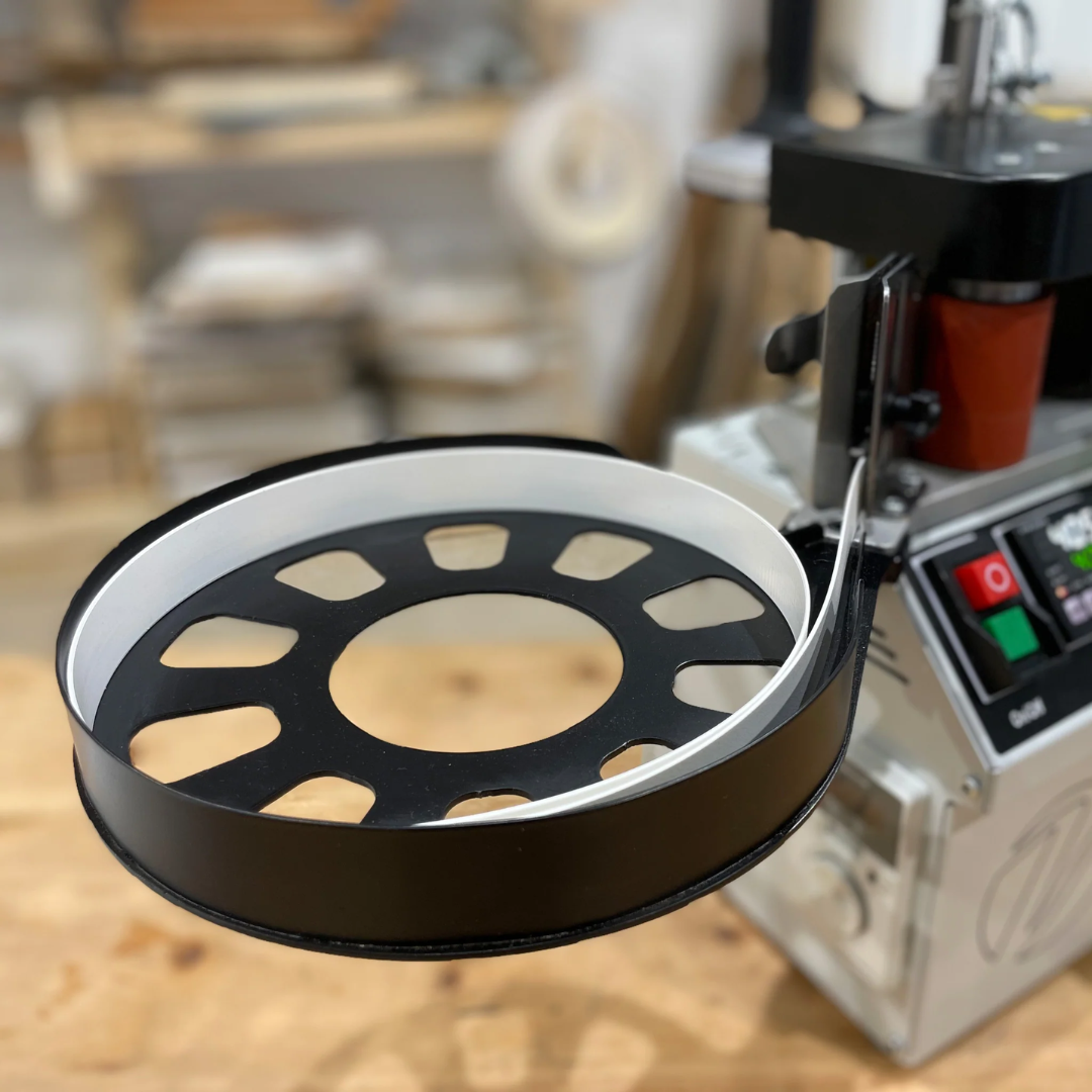 Virutex Portable Edgebander PEB Zeroline® (230 V) 5000810 applying edge banding to panel with precision control