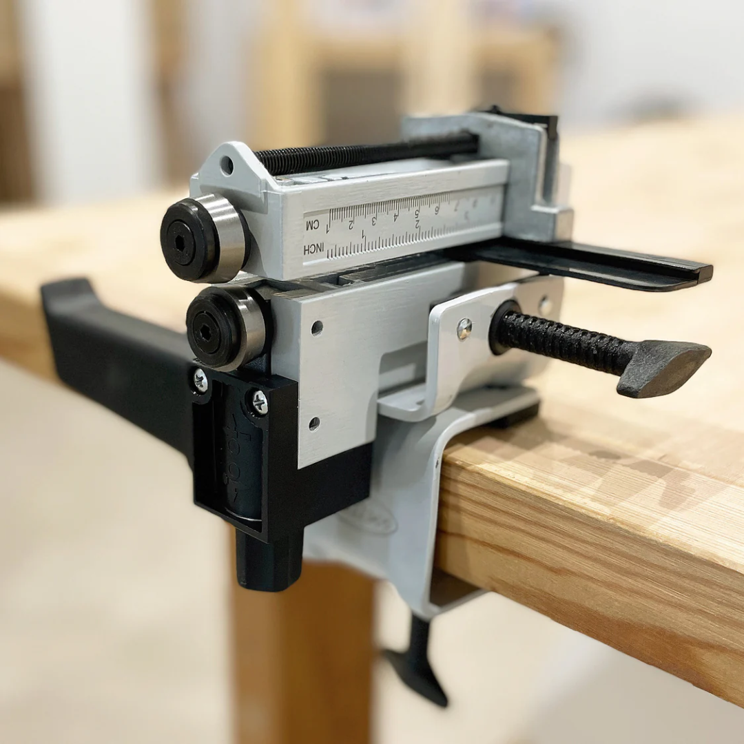 Virutex TK78 Cutter Stand For Laminates Stable Support 1550000 in use holding laminate cutter for precise edge trimming operation