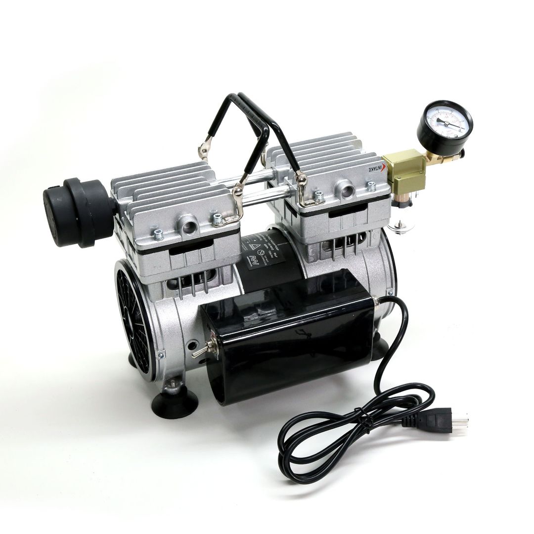 AirWeights 5 CFM vacuum pump product photo 1